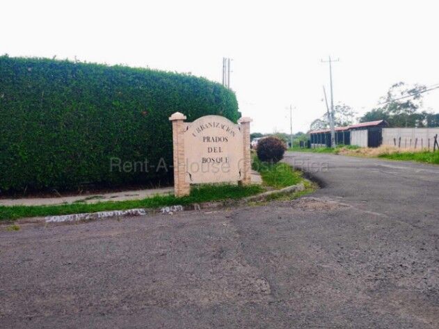 Venta de Casa en La Guácima de Alajuela. RAH 26-2032 en Guácima, Alajuela — ₡ 67 500 000