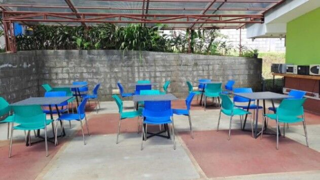 VENDO EDIFICIO PARA INVERSIÓN; COLEGIO SECUNDARIO EN ASERRÍ-SAN JOSÉ. en Aserrí, San José — $1,999,000