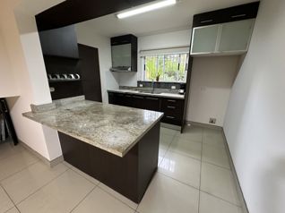 Casa en Condominio en Escazú in San Antonio, Escazú, San José — $1,650 - Photo 5 of 20