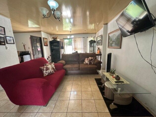 Venta de Casa en San Isidro, Alajuela. RAH 24-1756 in San Isidro, Alajuela — $121,500