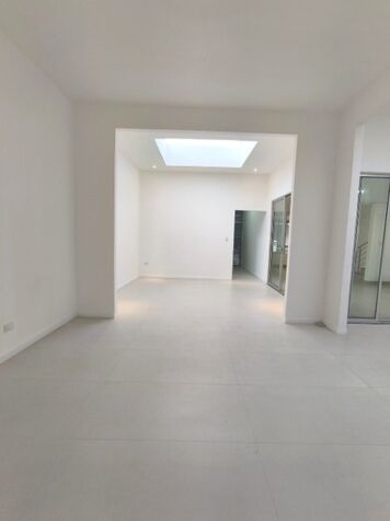 Casa en Condominio en Santo Domingo de Heredia-5 habitaciones. in Santo Domingo, Heredia — $250,000