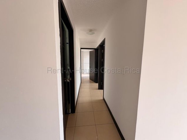 Alquiler de Apartamento en CONCASA-San Rafael de Alajuela. RAH 27-731 en San Rafael, Alajuela — $900 - Foto 2 de 11