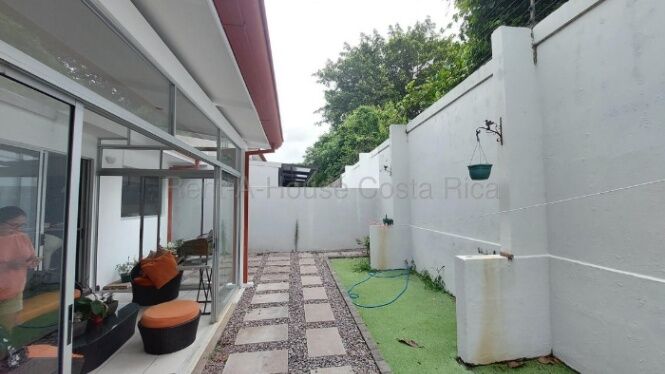  Venta de Casa en Condominio Hacienda Colón. RAH 26-2134 in Colón, Mora, San José — $230,000