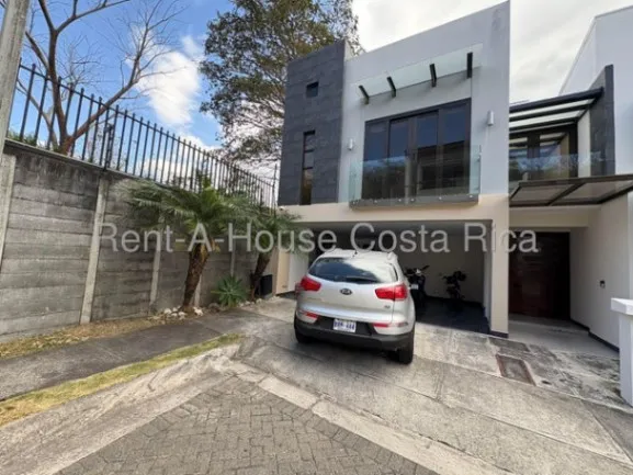 MLS-26-1463 LS ALQUILER CASA SEMI AMUEBLADA SANTA ANA SAN JOSE CONTACTENOS AL # 86127562 en Santa Ana, San José — $2,600