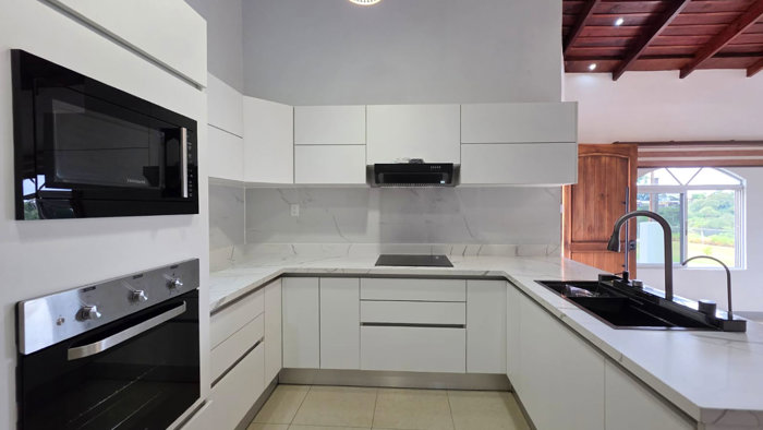 House for Sale in Las Calas Condominium, Grecia, Alajuela in Mercedes, Atenas, Alajuela — ₡ 105 000 000 - Photo 3 of 20