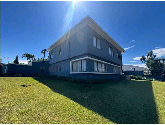 EL HOGAR DTUS SUEÑOS EN LA GUARIA DE MORAVIA. in La Trinidad, Moravia, San José — $720,000