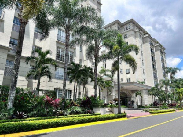 Venta de Lujoso Apartamento en Escazú / Mls. 25-1805 OFC JB in San Rafael, Escazú, San José — $290,000