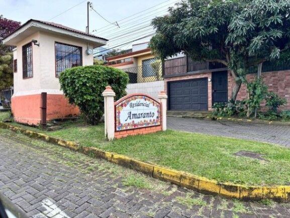 Venta de Casa en Mercedes-Norte de Heredia. RAH 26-923 en Mercedes, Heredia — ₡ 110 000 000