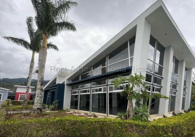 Se Vende esta hermosa casa de 3 habitaciones ubicada en el tejar Guarco Cartago 26-2214 en El Tejar, El Guarco, Cartago — ₡ 72 000 000
