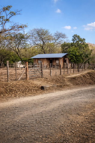 Finca en Venta de 170 Hectáreas con Río, Bosque y Uso Ganadero en Santa Cruz, Guanacaste — $1,135,000 - Foto 2 de 11