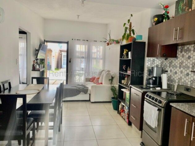 Venta de Casa en El Guarco-El Tejar. RAH 26-1548 in El Tejar, El Guarco, Cartago — $72,000,000