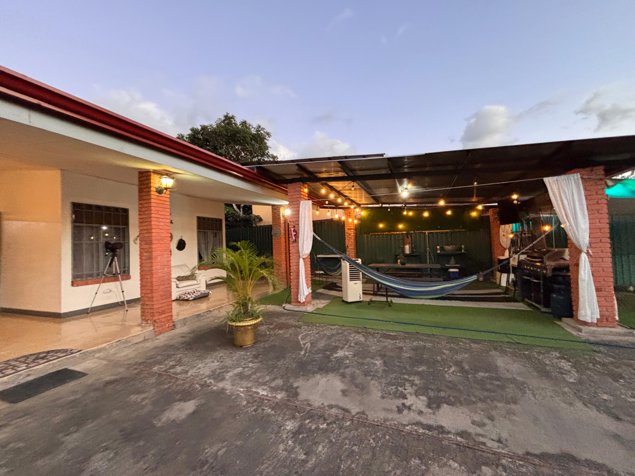 Venta de casa en ciudad Colón con gran terreno in Colón, Mora, San José — $315,000