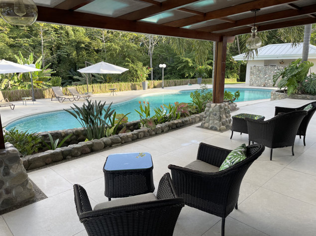 APARTAMENTO B-13 2 HABITACIONES PARQUE DEL CARIBE LIMON COSTA RICA in Limón — $190,000