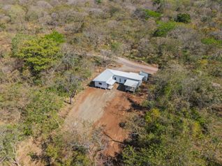 Casa Moderna Estilo Ranch en Black Stallion Eco Ranch en Tamarindo, Santa Cruz, Guanacaste — $475,000 - Foto 5 de 8