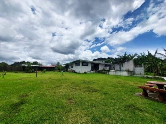 Se vende casa con mas de 7,000m2 de lote en San Rafael de Heredia 25-186 en San Rafael, Heredia — ₡ 228 000 000