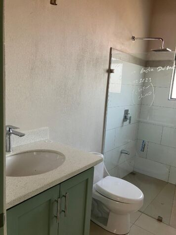 SE VENDE PRECIOSA CASA NUEVA EN ATENAS.  in Mercedes, Atenas, Alajuela — $395,000