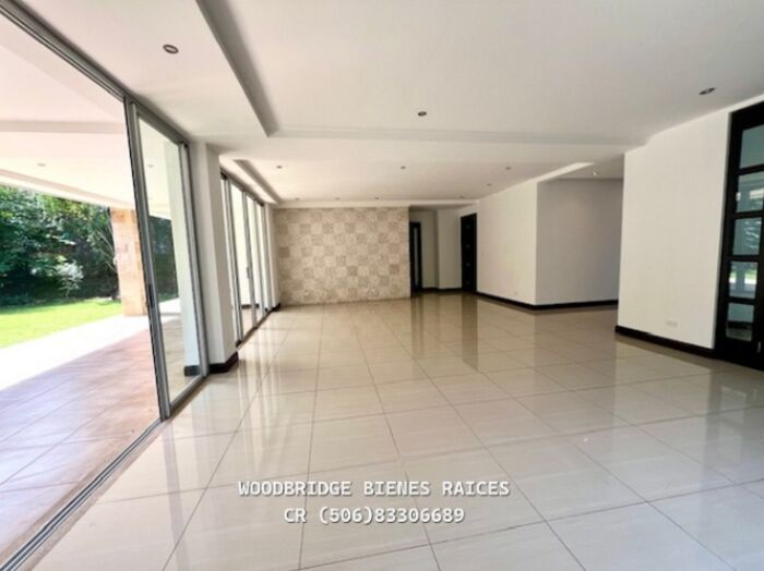 Escazu luxury home for rent $5.500 or sale $880.000 en Escazú, San José — $5,500