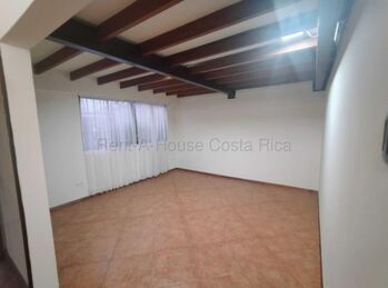 Alquiler de Casa en Vargas Araya San Pedro Montes  de Oca 26-1295 en San Pedro, Montes De Oca, San José — 500 000 ₡ - Foto 5 de 12