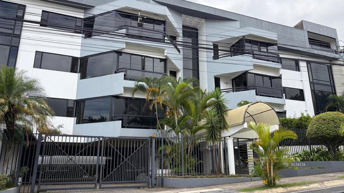 ALQUILER APARTAMENTO AMUEBLADO, SAN JOSE, ESCAZÚ, TREJOS MONTEALEGRE, CONDOMINIO ALSACIA - 10257365 en Escazú, San José — $2,200