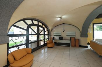 Casa de Lujo en Venta en Pinares de Curridabat – Elegancia Moderna en Sánchez, Curridabat, San José — $1,900,000 - Foto 5 de 40