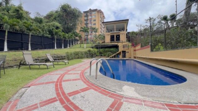 Alquiler de Apartamento en Bello Horizonte de Escazú. in Escazú, San José — $1,250