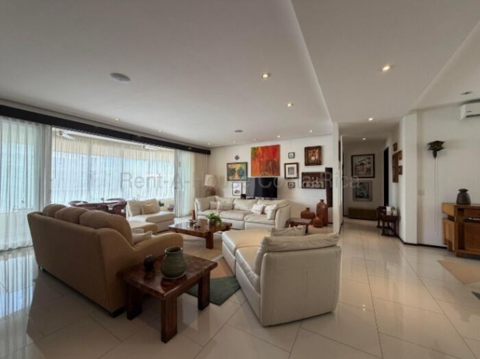 Apartamento amplio en venta, Piedades de Santa Ana in Piedades, Santa Ana, San José — $335,000