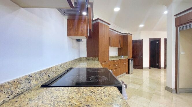 Venta de casa en condominio de Curridabat en Sánchez, Curridabat, San José — $1,800,000