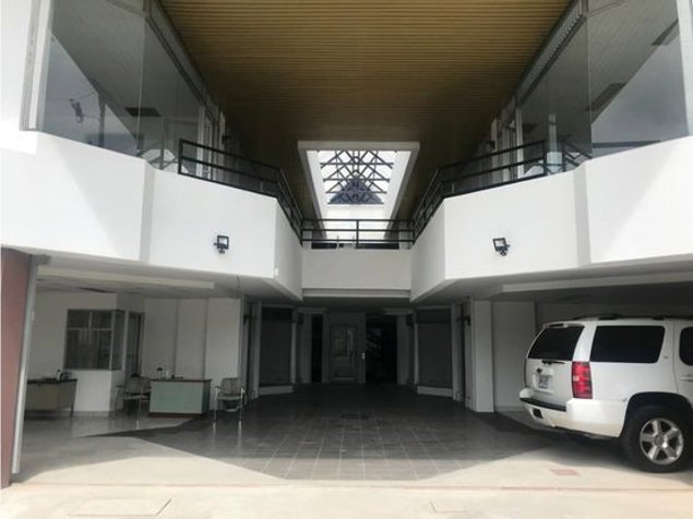 ALQUILER DE LOCALES COMERCIALES, SAN JOSE, MORAVIA, PLAZA DORADA  - 581298 in San Vicente, Moravia, San José — ₡ 800 000