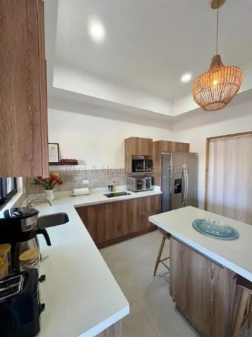 Propiedad con 2 casas de lujo y alto potencial en Santa Cruz Guanacaste #26-1841 GS en Santa Cruz, Guanacaste — $800,000 - Foto 3 de 20