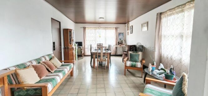 Venta de Casa en Montes de Oca-San Pedro. in San Pedro, Montes De Oca, San José — ₡ 150 000 000