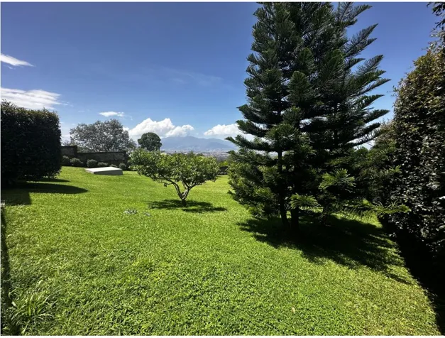 FOR SALE: HOUSE IN BARVA DE HEREDIA. in Barva, Heredia — $620,000 - Photo 3 of 18