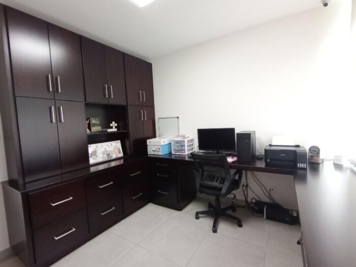 Venta de Casa de Lujo en San Isidro de Heredia. RAH 25-1931 en San Isidro, Heredia — $719,000