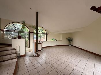 Venta de Casa + 2 APTOS en La Unión, Cartago. RAH 25-2032 en Tres Ríos, La Unión, Cartago — $580,000 - Foto 4 de 14