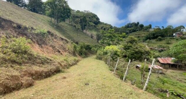 Venta de Lote en Quebradilla, Cartago. RAH 25-1668 en Quebradilla, Cartago — $176,000