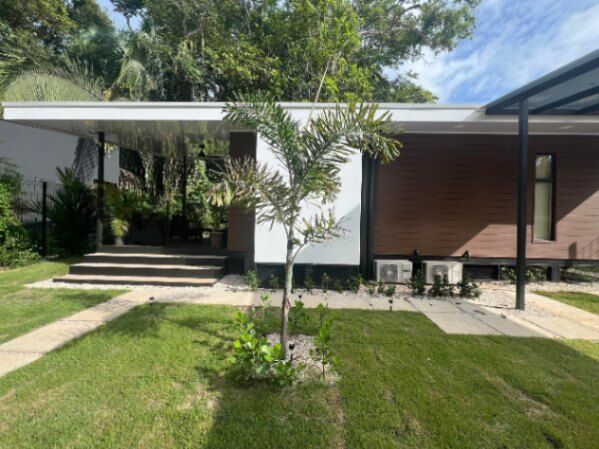 Venta ideal para Inversión en Parrita Puntarenas 26-798  in Parrita, Puntarenas — $180,000