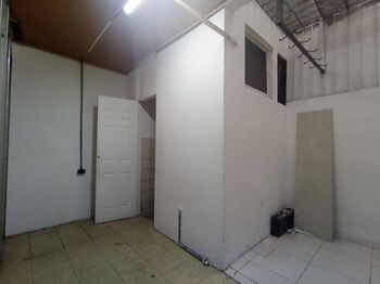 Alquiler de Local Comercial en Desamparados, San José. RAH 26-768 en Desamparados, San José — $1,000 - Foto 5 de 7
