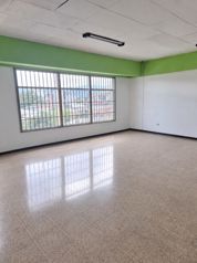 🏢 Espacios en Alquiler | Desde ₡225.000 | A 5 min de San José in Guadalupe, Goicoechea, San José — 225 000 ₡ - Photo 2 of 6