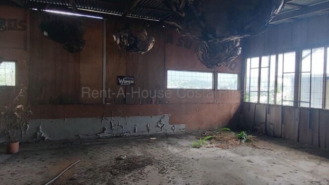 Venta de Terreno Comercial y Residencial en Hatillo 7, San José. RAH 27-126 in Hatillo, San José — $340,000