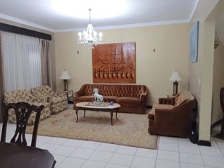 Casa en venta Ciudad Colon con piscina in Colón, Mora, San José — $750,000 - Photo 4 of 20