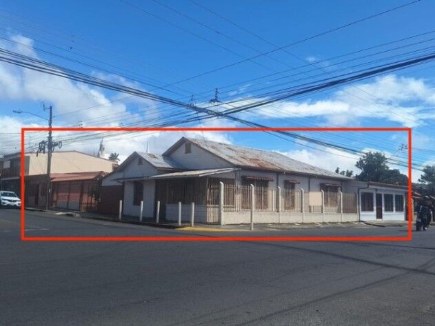 Venta de Lote con Uso Comercial o Residencial en San Rafael, Heredia. in San Rafael, Heredia — $638,000