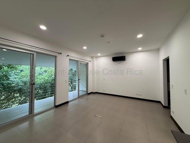 Alquiler de Moderno Apartamento Tipo Estudio en Condominio Urban Flats, Santa Ana. RAH 27-754 en Pozos, Santa Ana, San José — ₡ 450 000