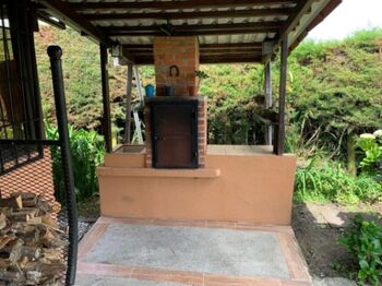 QUINTA EN VENTA EN CARTAGO en Cipreses, Oreamuno, Cartago — 290 000 000 ₡ - Foto 4 de 11