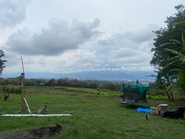 🏡🌿 TERRENO DE 1.037 M² CON POSIBILIDAD DE SEGREGACIÓN SANTA BARBARA HEREDIA 🌿🏡 en Santa Bárbara, Heredia — ₡ 80 000 000