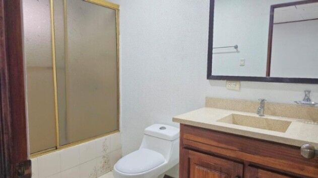 Alquiler de Casa en Granadilla de Curridabat. RAH 26-1108 PRECIO REBAJADO in Granadilla, Curridabat, San José — $2,200