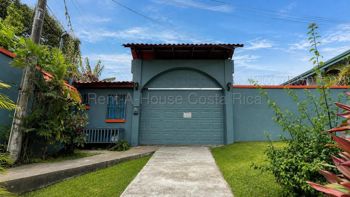 Venta de Apartamento en Sabanilla, Montes de Oca. RAH 27-580