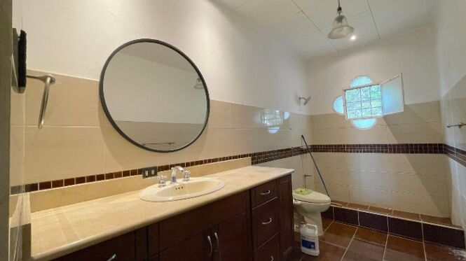 Apartamento tipo casa con vistas y privacidad en condominio exclusivo #26-1365 GS in Escazú, San José — $1,800