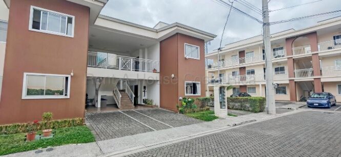 Venta de Apartamento en Alajuelita-San Felipe.  en San Felipe, Alajuelita, San José — $159,000