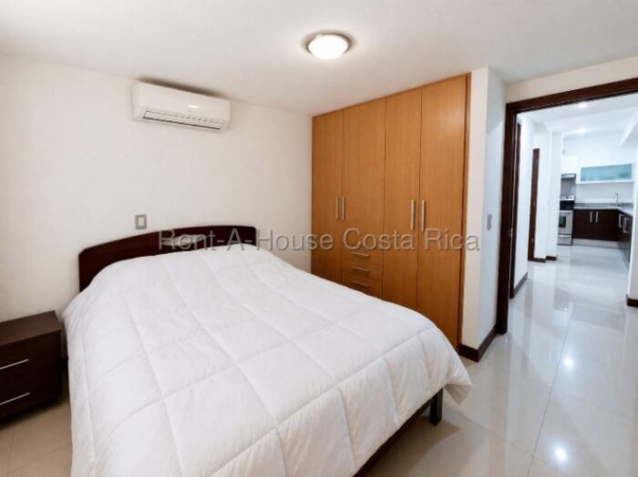 Se alquila apartamento en Santa Ana San José 26-1901 in Pozos, Santa Ana, San José — $1,350