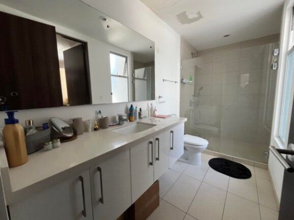 Alquiler de Apartamento Amoblado en San Antonio de Escazú. RAH 26-1120 PRECIO REBAJADO in San Antonio, Escazú, San José — $1,200