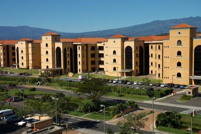 OFICINAS EN ALQUILER EN EDIFICIO CLASE A CON UBICACIÓN ESTRATÉGICA en Pozos, Santa Ana, San José — $3,691 - Foto 2 de 17